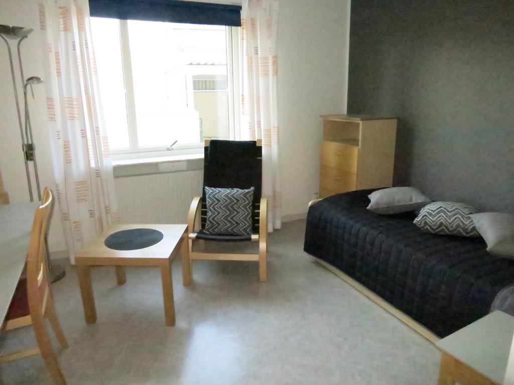 Vaernamo Folkhoegskolas Vandrarhem Phòng bức ảnh